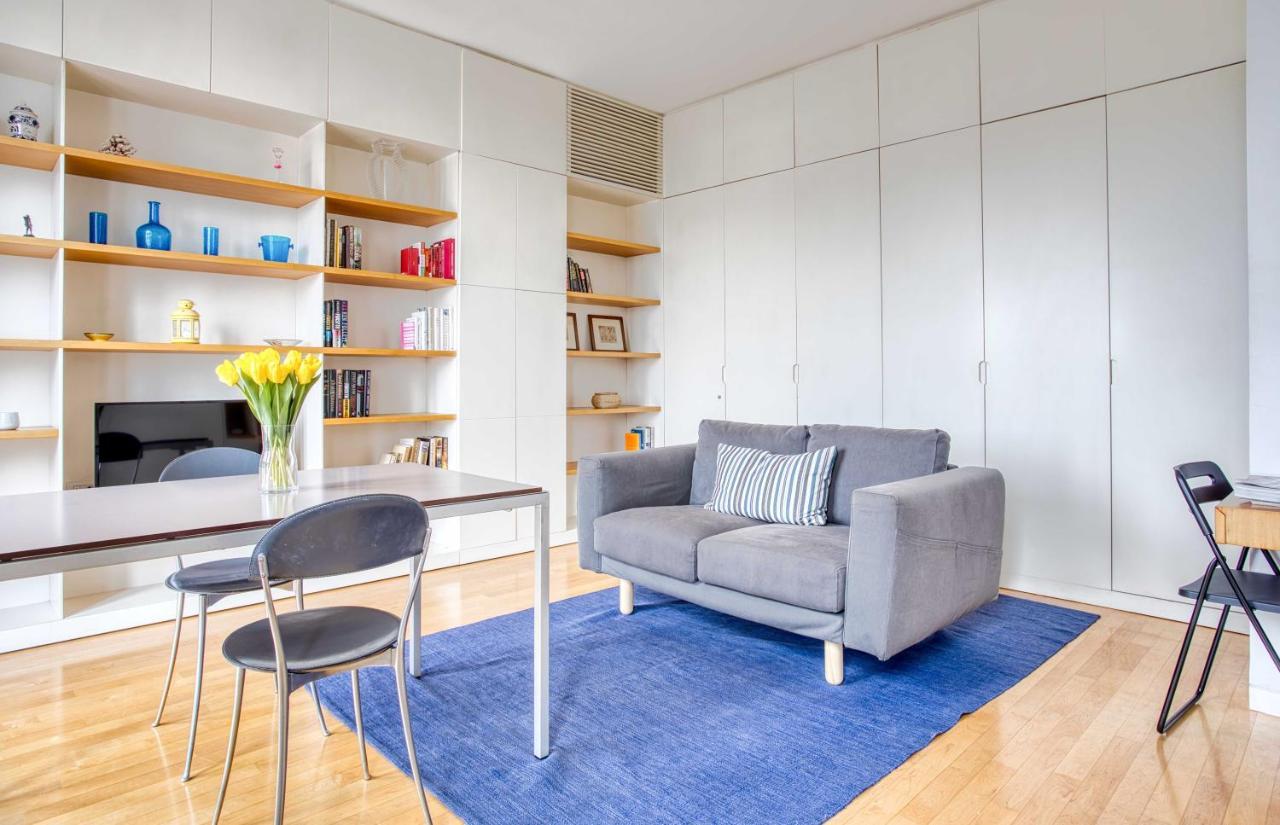 Joivy Vibrant Studio With Balcony Milánó Kültér fotó