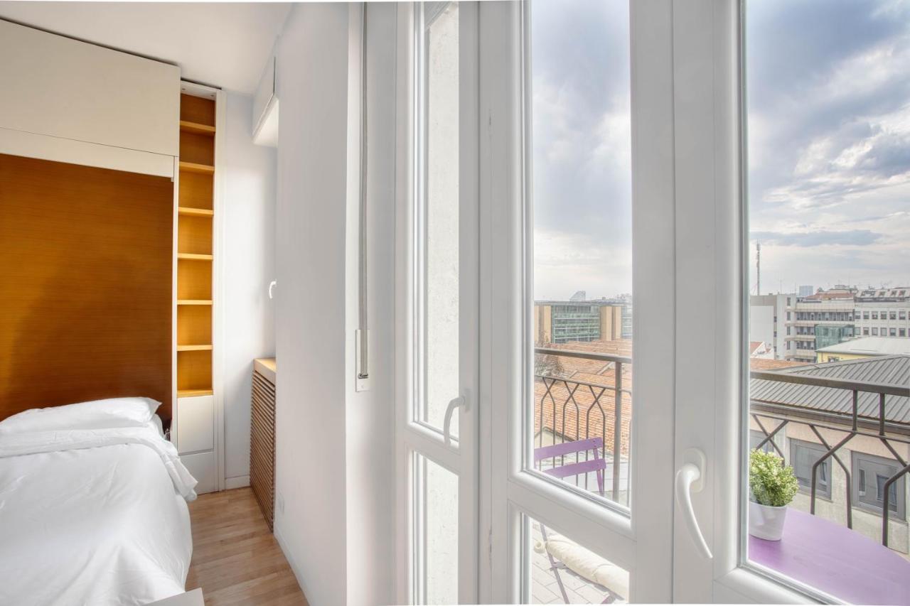 Joivy Vibrant Studio With Balcony Milánó Kültér fotó